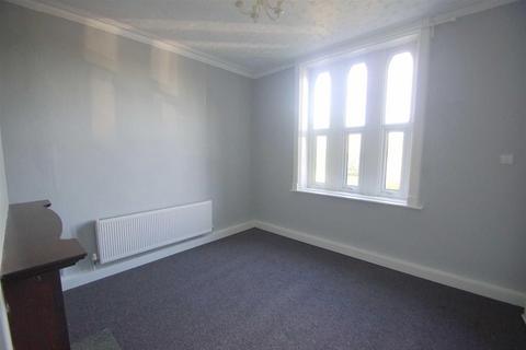 2 bedroom end of terrace house to rent, Main Street, Shadwell, Leeds