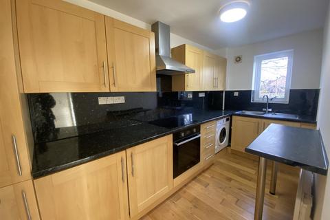 2 bedroom apartment to rent, Bamburgh Court, South Gosforth