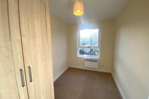 2 bedroom apartment to rent, Bamburgh Court, South Gosforth