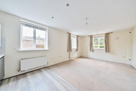 2 bedroom ground floor flat for sale, Malmesbury Gardens, Winchester, SO22