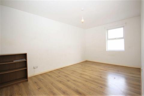 1 bedroom flat to rent, Hoe Street, Walthamstow