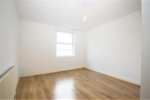 1 bedroom flat to rent, Hoe Street, Walthamstow