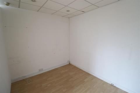 Office to rent, St Albans Lane, Golders Green