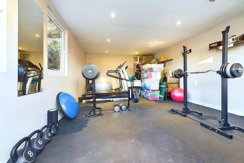 100 Wills Crescent, Whitton, Hounslow, TW3 2JD