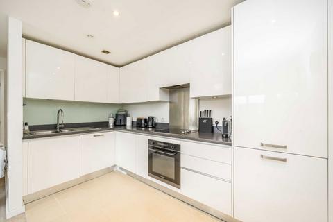 2 bedroom flat for sale, London Road, Isleworth TW7