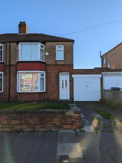 3 bedroom semi-detached house to rent, Sandsend Road, Redcar TS10