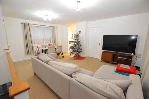 2 bedroom detached house for sale, Masters Crescent, Basildon, Essex, SS15