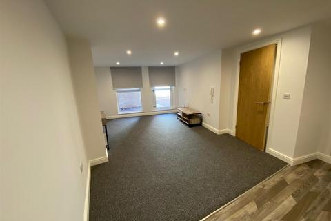 1 bedroom flat for sale, Wolstenholme Square, Liverpool, L1 4JL