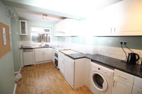 3 bedroom terraced house to rent, Bolingbroke Close, Great Leighs