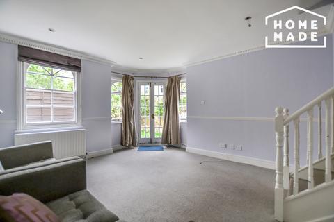 3 bedroom semi-detached house to rent, Alderbrook Road Clapham SW12 8AF