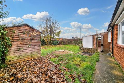 2 bedroom detached bungalow for sale, Wygate Road, Spalding