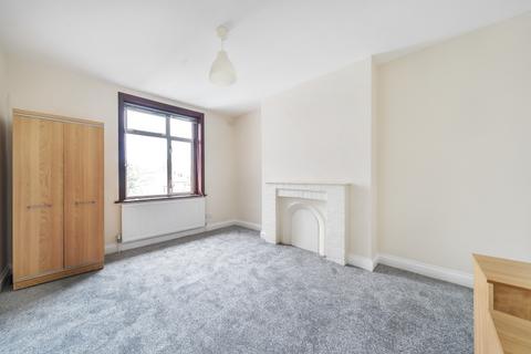 1 bedroom apartment to rent, Grosvenor Gardens London NW2