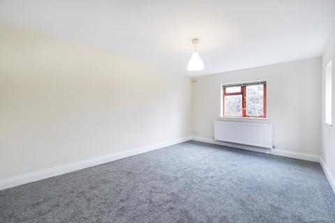 1 bedroom apartment to rent, Grosvenor Gardens London NW2