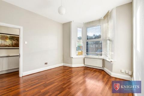 3 bedroom terraced house for sale, High Road , Tottenham Hale, London, N17