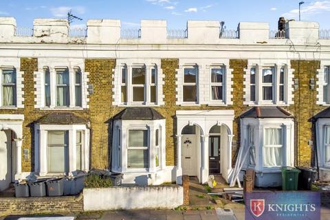 3 bedroom terraced house for sale, High Road , Tottenham Hale, London, N17