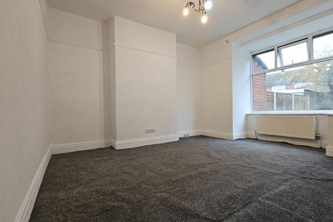 3 bedroom semi-detached house to rent, Chorley, Chorley PR7