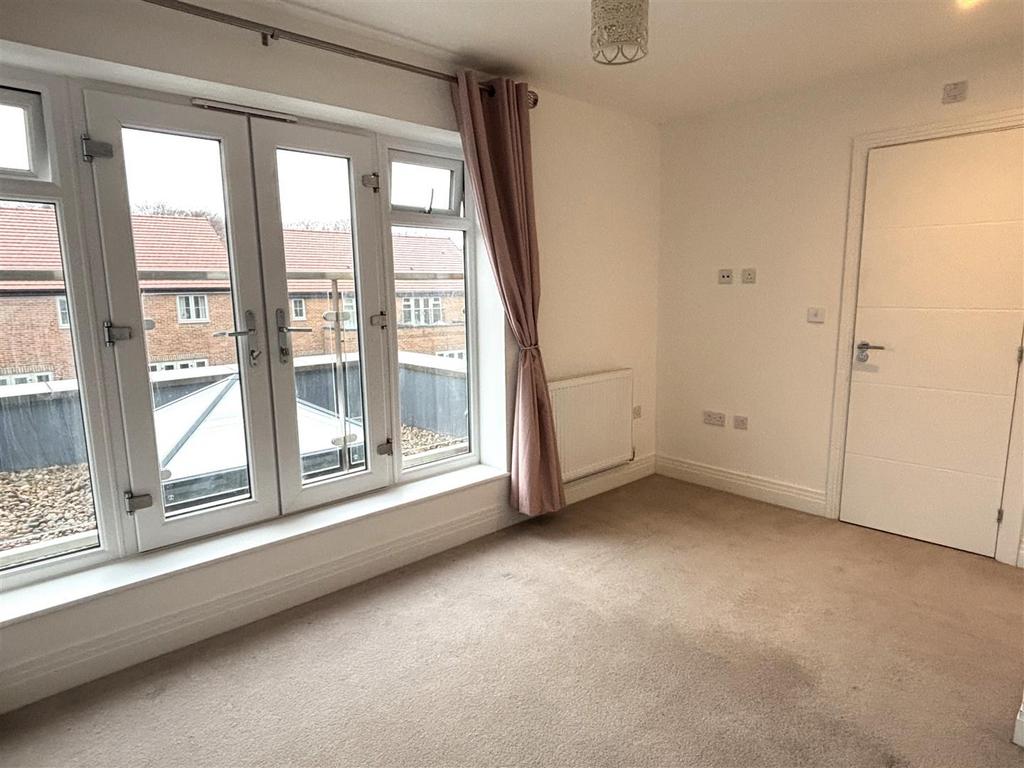 Main bedroom .JPG