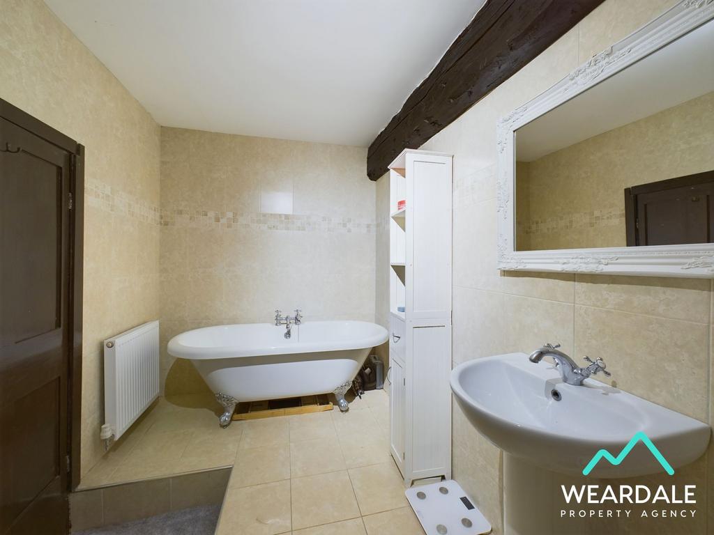 Bedroom 1 En-suite