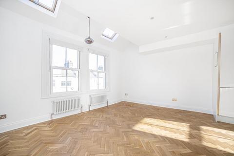 2 bedroom flat for sale, Top Floor Flat, Landor Road, London, SW9