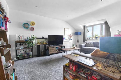 34a Foundry Gate, Waltham Cross, EN8 7HR