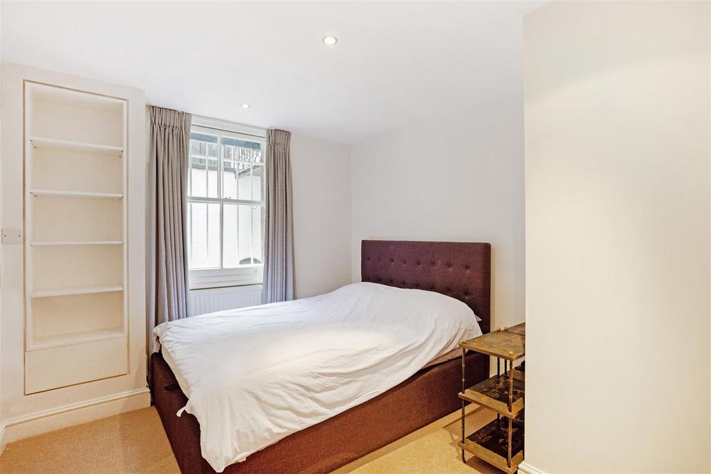 Flat 1, 12 Egerton Gardens London (17) ENH.jpg