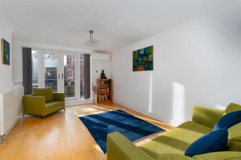 3 bedroom house for sale, Richmond Avenue, Barnsbury