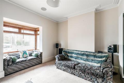 3 bedroom semi-detached house for sale, Oakhill Road, Sutton