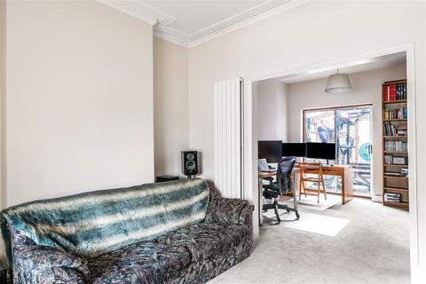 81 Oakhill Road, Sutton, SM1 3AA