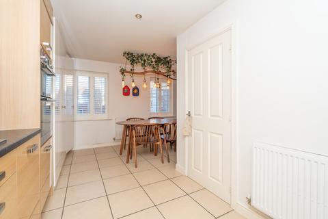 3 bedroom terraced house to rent, Three Valleys Way, Bushey, Hertfordshire, WD23