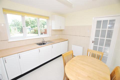 3 bedroom semi-detached house for sale, Russell Way, Leighton Buzzard, LU7 3NF