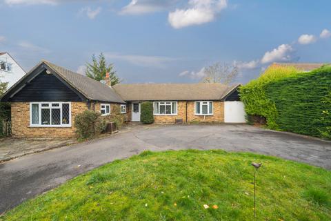 3 bedroom bungalow for sale, Copthall Lane, Chalfont St. Peter, Gerrards Cross