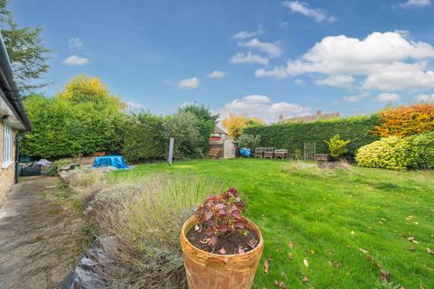 3 bedroom bungalow for sale, Copthall Lane, Chalfont St. Peter, Gerrards Cross