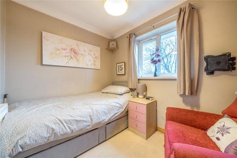15 Beldham Road, Farnham, GU9 8TW