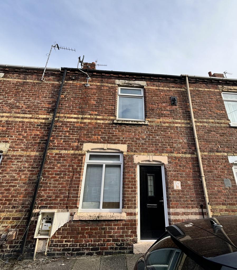 Two Bed Terraced To Let