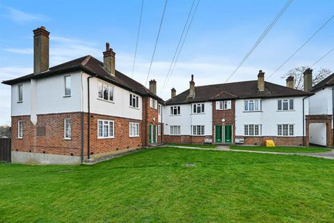 2 bedroom apartment for sale, Alberta Avenue, Cheam, SM1