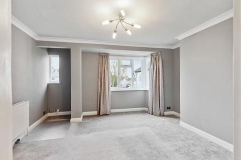 2 bedroom apartment for sale, Alberta Avenue, Cheam, SM1