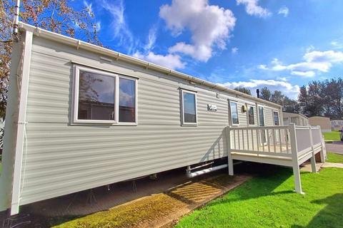 4 bedroom static caravan for sale, Broadland Sands Holiday Park