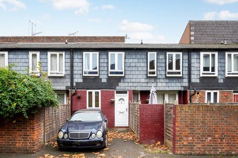 2 bedroom terraced house for sale, Langdale Close, Elephant and Castle, London, SE17