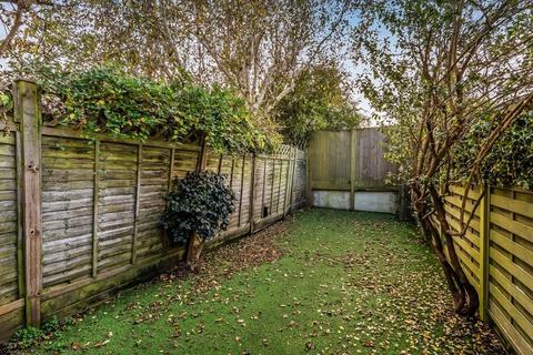 3 bedroom terraced house for sale, HOWARD ROAD, DORKING, RH4