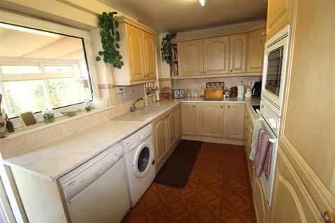 2 bedroom end of terrace house for sale, Barton Hill Drive, Minster On Sea, Sheerness