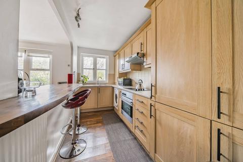 1 bedroom flat for sale, Brompton Park Crescent, West Brompton, London, SW6