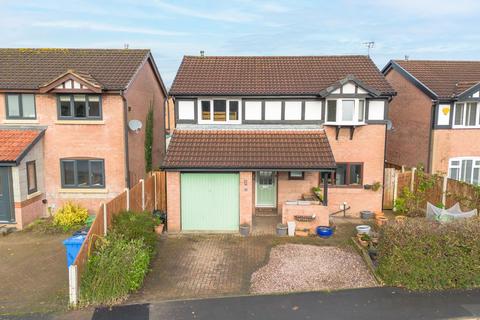 4 bedroom detached house for sale, Weaver Road, Culcheth, WA3