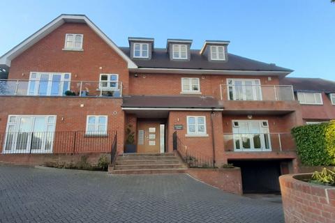 2 bedroom apartment for sale, Elms Road, Harrow Weald, HA3