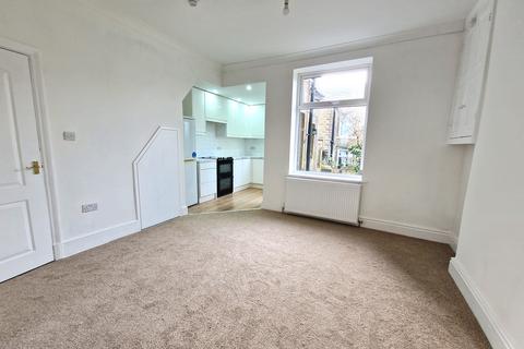 3 bedroom terraced house for sale, Lincoln Road, Earby BB18