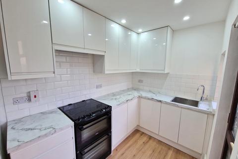 7 Lincoln Road, Earby, Barnoldswick, BB18 6QE