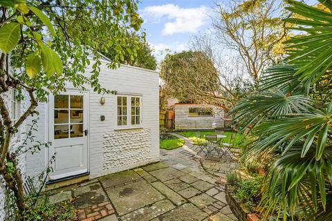 3 bedroom detached house for sale, Surrey Street, Arundel