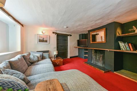 3 bedroom detached house for sale, Surrey Street, Arundel