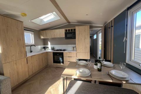 2 bedroom static caravan for sale, Chichester Lakeside Holiday Park