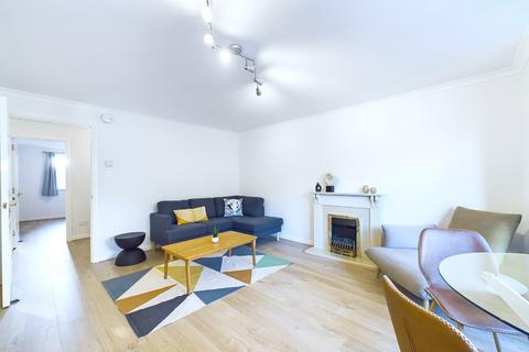 2 bedroom flat to rent, Dicksonfield, Leith, Edinburgh, EH7