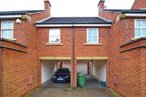 4 bedroom semi-detached house to rent, Wright Way, Bristol BS16